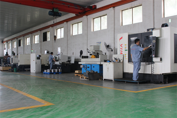 設(shè)備裝配車(chē)間